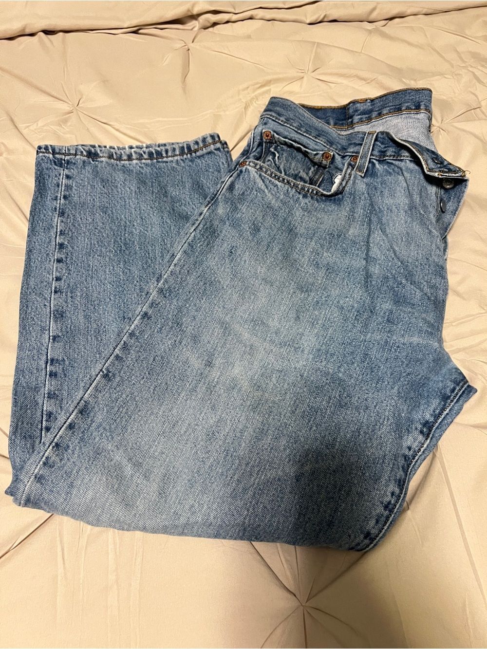 Levi's Straight Fit Men's Jeans in Blue Denim - Picture 8 of 9